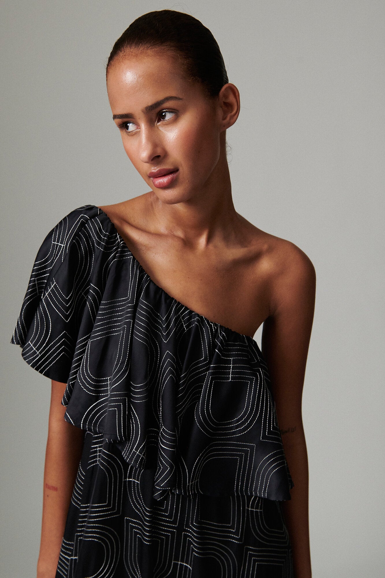 Chrissi Fluid Viscose Stitch kjole - sort